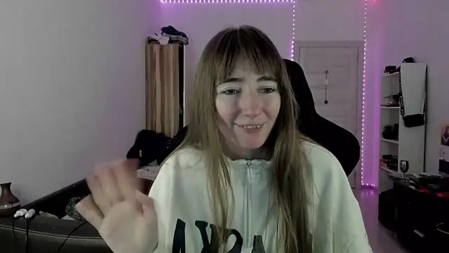 bekkawell online show from October 19, 5:05 pm