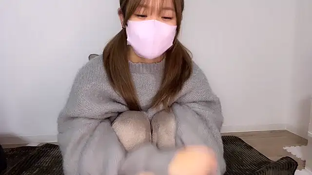 Snapshot of Sakusaku0522 chatting on November 20, 1:12 pm Sakusaku0522 online show from November 20, 1:12 pm