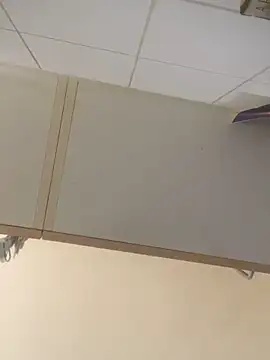 Snapshot of 1Zoey101 chatting on November 27, 6:25 am 1Zoey101 online show from November 27, 6:25 am