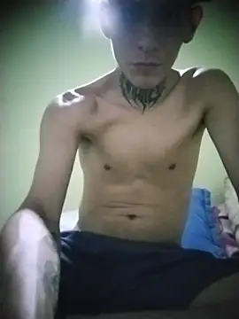 Snapshot of averno777 chatting on June 22, 4:20 am averno777 online show from June 22, 4:20 am