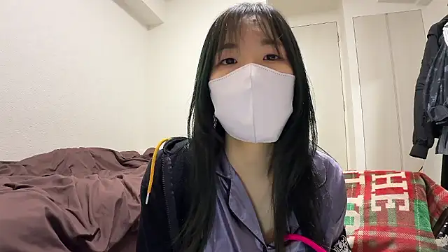 Snapshot of daiyo_kai_Gutara chatting on June 19, 2:12 pm daiyo kai Gutara online show from June 19, 2:12 pm