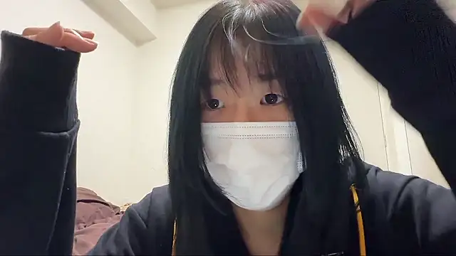 Snapshot of daiyo_kai_Gutara chatting on May 22, 2:04 pm daiyo kai Gutara online show from May 22, 2:04 pm