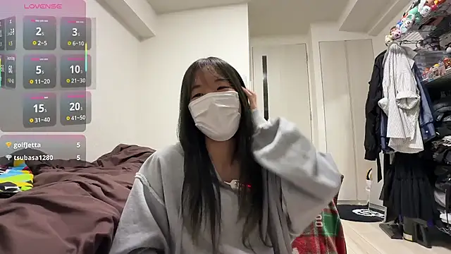 Snapshot of daiyo_kai_Gutara chatting on July 15, 1:07 pm daiyo kai Gutara online show from July 15, 1:07 pm