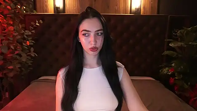 WildKittenX  online show from April 1, 5:42 am