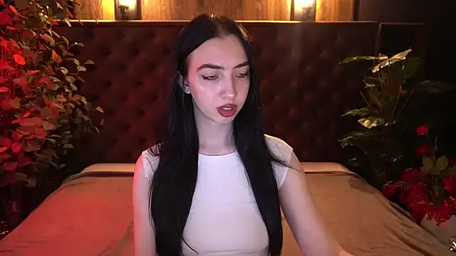 WildKittenX  online show from April 21, 5:47 am