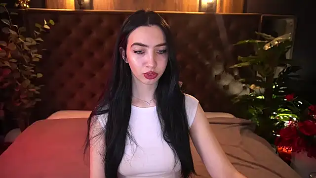 WildKittenX  online show from March 12, 6:39 am