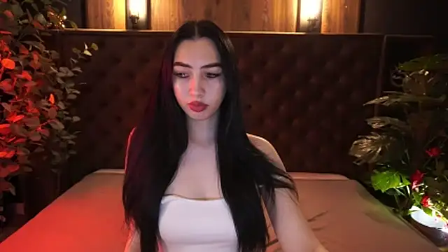 WildKittenX  online show from March 26, 6:44 am