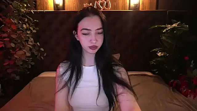WildKittenX  online show from April 26, 5:49 am