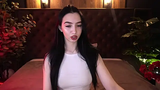 WildKittenX  online show from March 17, 6:38 am