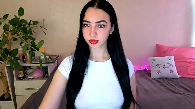 WildKittenX  online show from May 30, 4:08 am