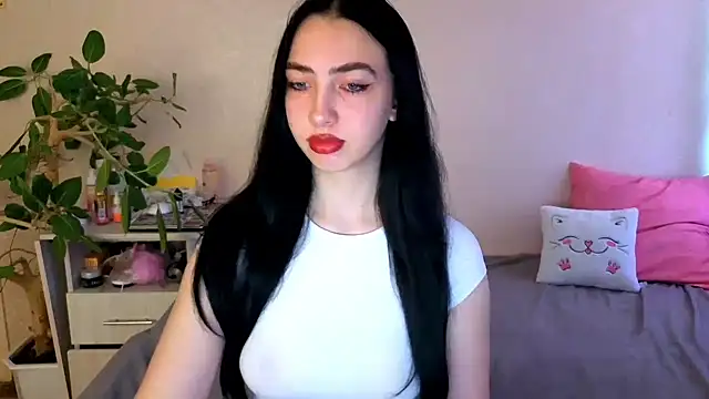WildKittenX  online show from June 1, 4:13 am