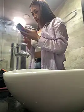 Snapshot of Mila_LS chatting on September 14, 1:11 pm Mila LS online show from September 14, 1:11 pm