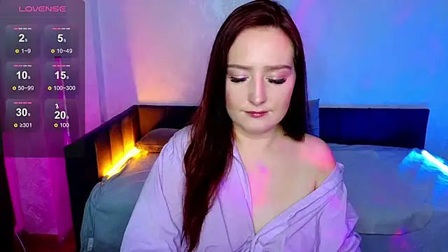 Snapshot of LinaFlawless chatting on October 3, 2:04 am LinaFlawless online show from October 3, 2:04 am