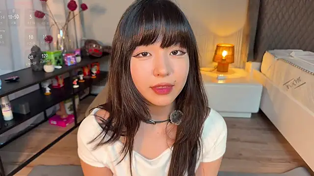 Snapshot of melana_love chatting on November 2, 12:10 pm melana love online show from November 2, 12:10 pm