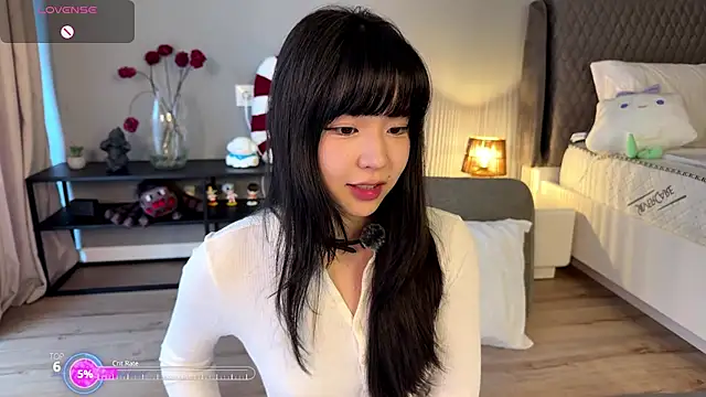 melana love online show from December 21, 8:27 am