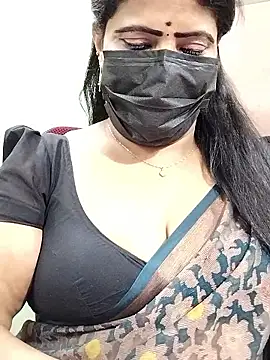 Snapshot of abinaya26 chatting on February 1, 7:23 pm abinaya26 online show from February 1, 7:23 pm