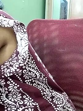 Snapshot of abinaya26 chatting on February 28, 5:12 pm abinaya26 online show from February 28, 5:12 pm