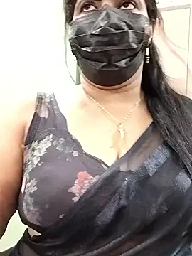 Snapshot of abinaya26 chatting on February 12, 3:23 pm abinaya26 online show from February 12, 3:23 pm