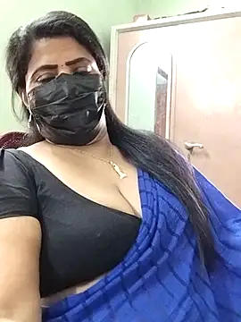 Snapshot of abinaya26 chatting on February 12, 3:17 am abinaya26 online show from February 12, 3:17 am