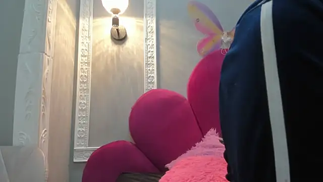 Snapshot of Bonniie_22 chatting on November 14, 1:26 pm Bonniie 22 online show from November 14, 1:26 pm