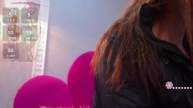 Snapshot of Bonniie_22 chatting on December 1, 1:56 pm Bonniie 22 online show from December 1, 1:56 pm