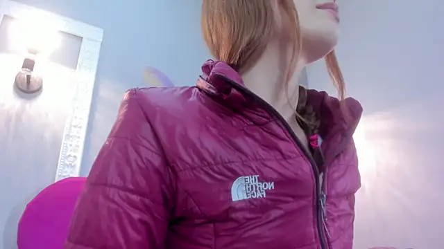 Snapshot of Bonniie_22 chatting on November 18, 1:25 pm Bonniie 22 online show from November 18, 1:25 pm