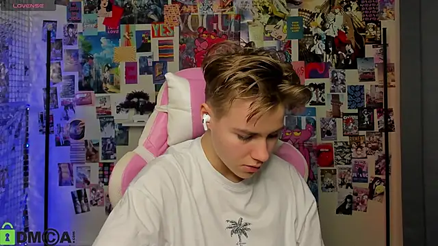 Jean Wilsons online show from November 22, 11:20 am