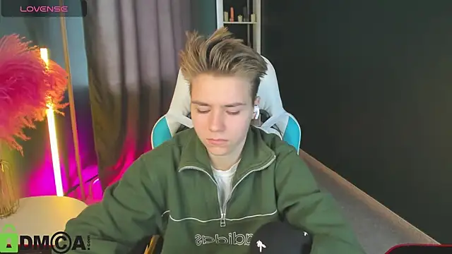 Jean Wilsons online show from March 18, 10:50 am