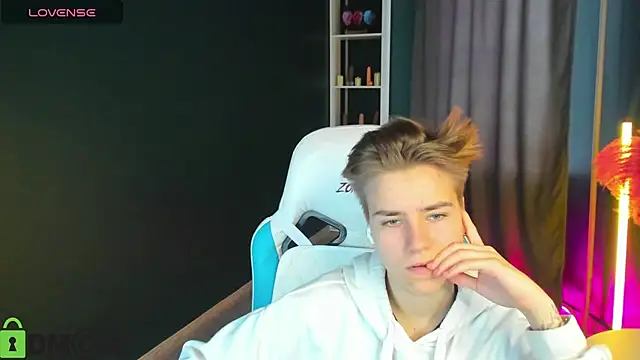 Jean Wilsons online show from March 19, 10:33 am