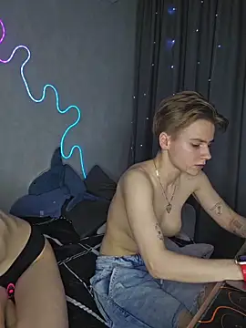 Jean Wilsons online show from March 6, 11:33 pm