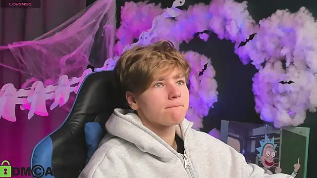 Jean Wilsons online show from October 26, 12:05 pm