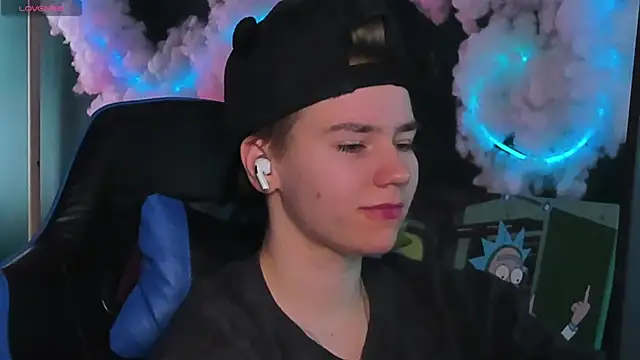 Jean Wilsons online show from March 23, 11:10 am