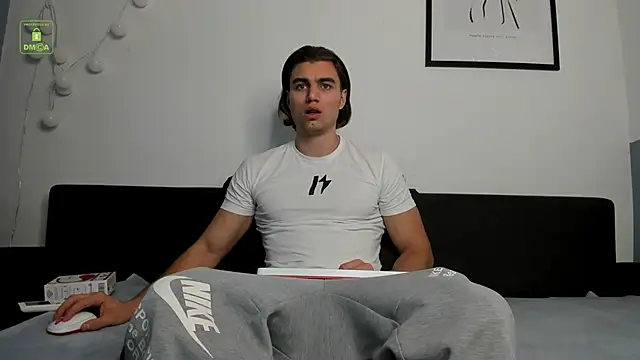 Kyle Baker online show from December 21, 6:15 am