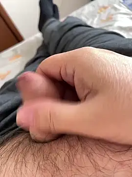 Snapshot of littletoy64 chatting on March 13, 8:30 am littletoy64 online show from March 13, 8:30 am