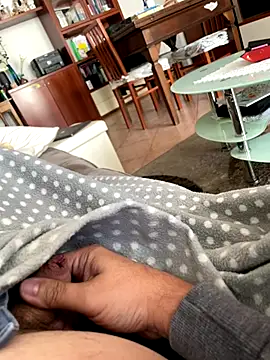 littletoy64 online show from September 29, 12:11 pm