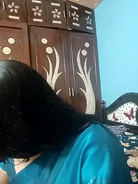 Bagi-Sexy online show from March 24, 9:15 pm