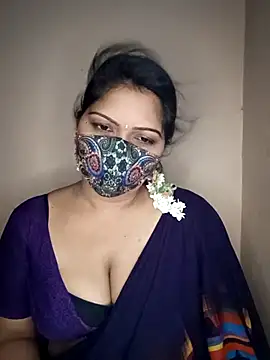 Snapshot of Bagi-Sexy chatting on February 28, 6:09 pm Bagi-Sexy online show from February 28, 6:09 pm