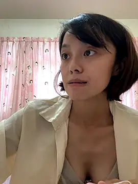 Snapshot of ladypaggy chatting on November 3, 6:51 am ladypaggy online show from November 3, 6:51 am