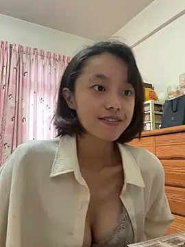 ladypaggy online show from December 20, 7:55 am