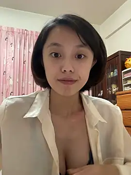 ladypaggy online show from April 8, 3:24 pm