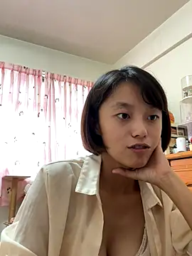 Snapshot of ladypaggy chatting on October 23, 6:34 am ladypaggy online show from October 23, 6:34 am