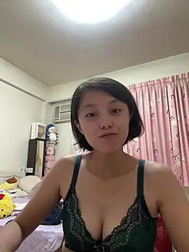ladypaggy online show from June 2, 4:40 pm