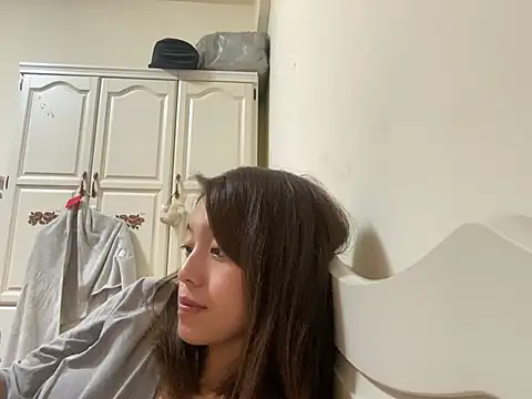 Snapshot of ladypaggy chatting on March 13, 3:39 pm ladypaggy online show from March 13, 3:39 pm