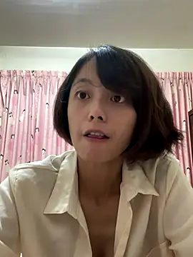 Snapshot of ladypaggy chatting on October 2, 3:48 pm ladypaggy online show from October 2, 3:48 pm