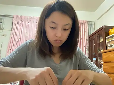 Snapshot of ladypaggy chatting on March 11, 3:02 pm ladypaggy online show from March 11, 3:02 pm