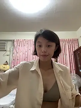 Snapshot of ladypaggy chatting on October 7, 11:11 am ladypaggy online show from October 7, 11:11 am