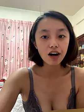 ladypaggy online show from January 13, 2:10 pm