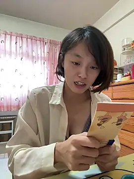 Snapshot of ladypaggy chatting on October 26, 6:14 am ladypaggy online show from October 26, 6:14 am