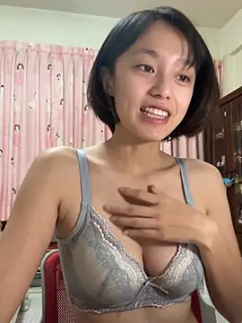 ladypaggy online show from March 30, 4:30 pm