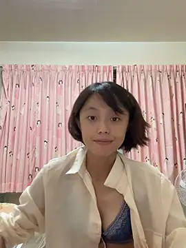 Snapshot of ladypaggy chatting on September 29, 3:17 pm ladypaggy online show from September 29, 3:17 pm